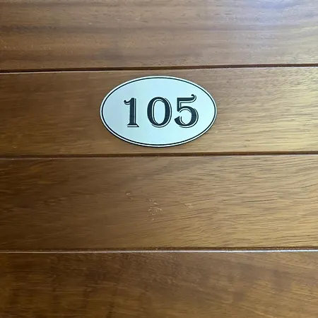 Apartmán Ithaki Phinikoudes No. 105 *