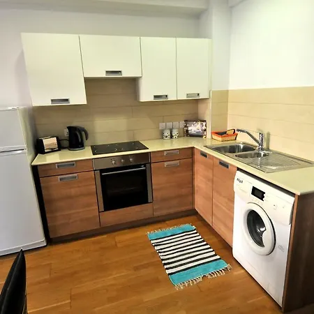 Ithaki Phinikoudes No. 105 Apartment