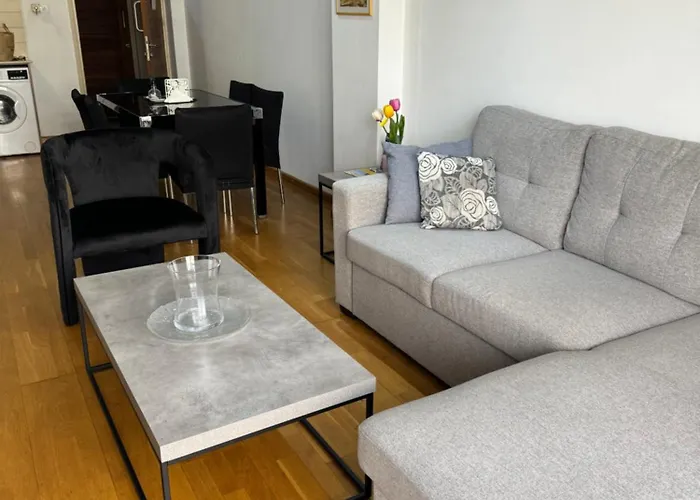 Ithaki Phinikoudes No. 105 * Larnaca