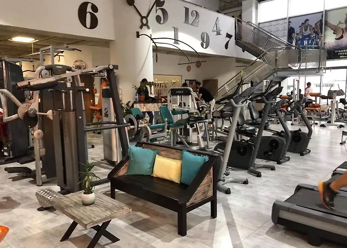 Ithaki Phinikoudes No. 105 * Larnaca