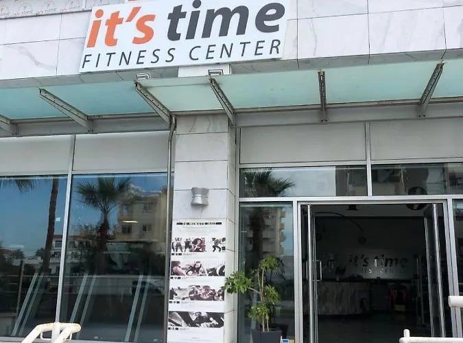 Ithaki Phinikoudes No. 105 * Larnaca